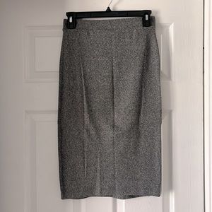 Grey stretchy knit pencil skirt